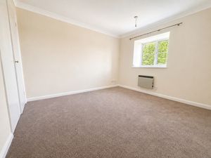 Bedroom- click for photo gallery